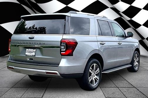 ICONIC SILVER METALLIC 2022 Ford Expedition LIMITED