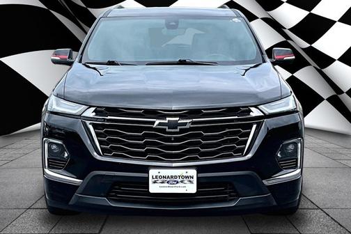 Mosaic Black Metallic 2023 Chevrolet Traverse PREMIER
