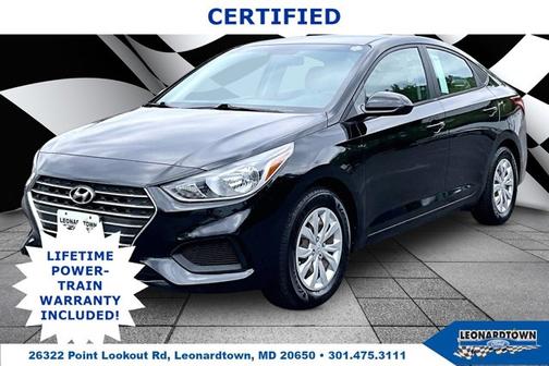 Absolute Black 2022 Hyundai Accent SE