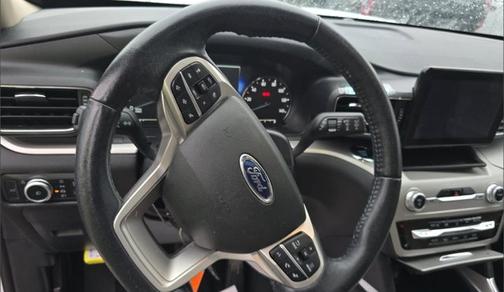 STAR WHITE MET TRI-COAT 2022 Ford Explorer XLT