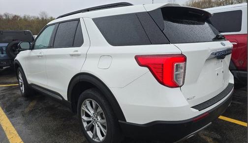 STAR WHITE MET TRI-COAT 2022 Ford Explorer XLT