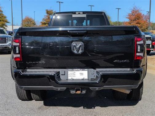 2024 RAM 3500 Limited Crew Cab 4x4 8' Box