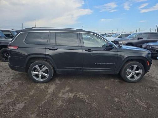 Rocky Mountain Pearlcoat 2022 Jeep Grand Cherokee L Limited
