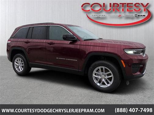 2025 Jeep Grand Cherokee Laredo