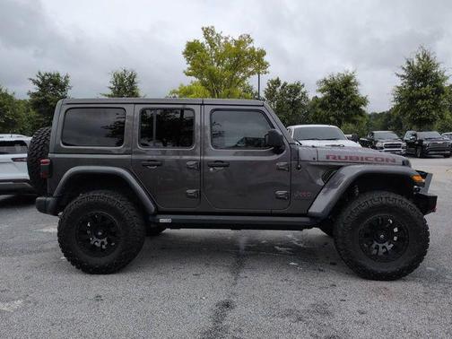 Granite Crystal Metallic Clearcoat 2018 Jeep Wrangler Unlimited Rubicon