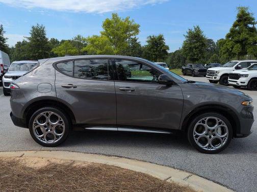 Grigio Ascari Metallic 2024 Alfa Romeo Tonale Ti EAWD