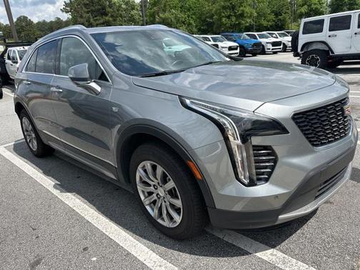 2023 Cadillac XT4 Premium Luxury