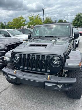 Granite Crystal Metallic Clearcoat 2022 Jeep Wrangler Unlimited Rubicon 392