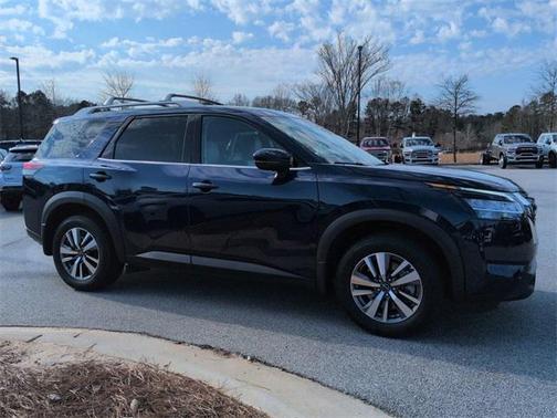 2024 Nissan Pathfinder SL 4WD