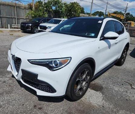 2022 Alfa Romeo Stelvio Ti