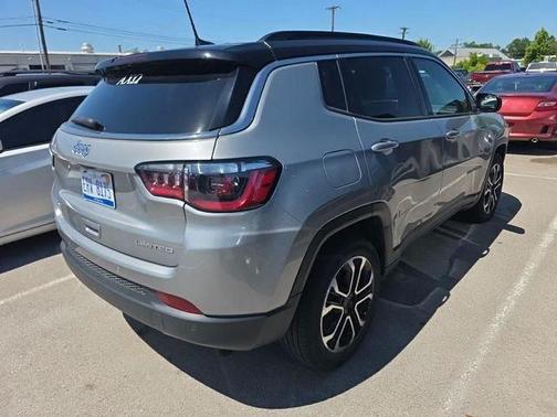 Billet Silver Metallic Clearcoat 2023 Jeep Compass Limited