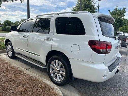 Blizzard Pearl 2020 Toyota Sequoia Platinum
