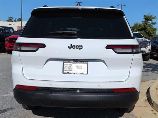 2025 Jeep Grand Cherokee L Altitude