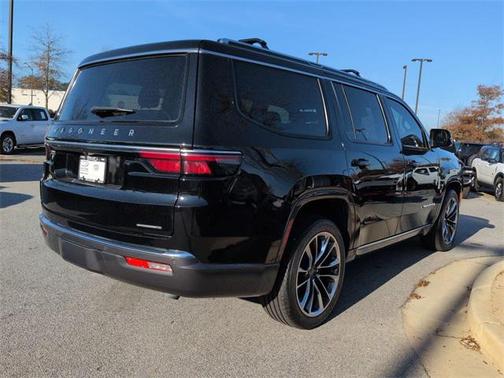 2022 Jeep Wagoneer Series III 4x2