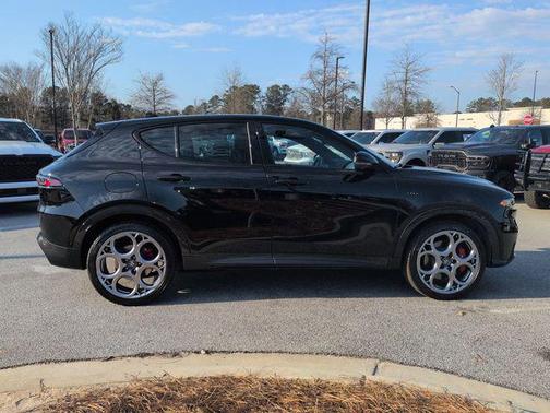 2024 Alfa Romeo Tonale Veloce EAWD