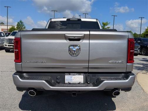 2025 RAM 1500 ST