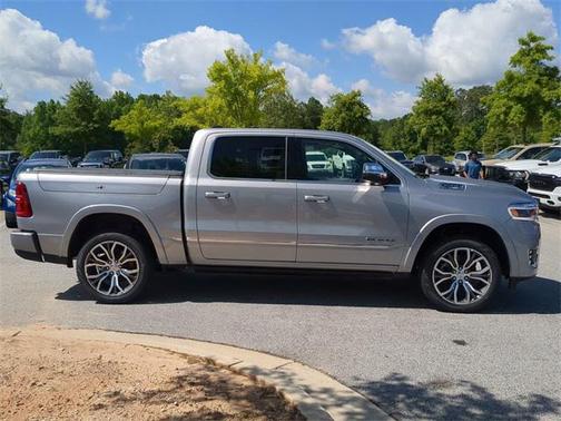 2025 RAM 1500 ST