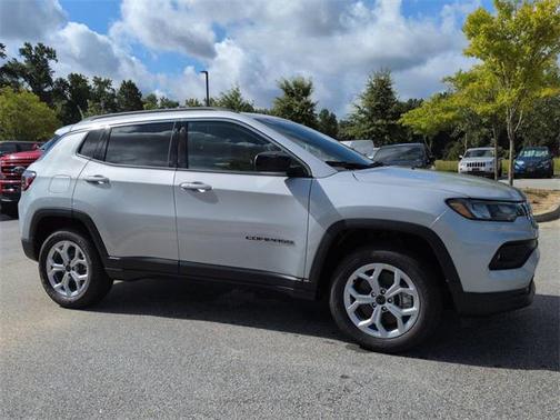 2025 Jeep Compass Latitude