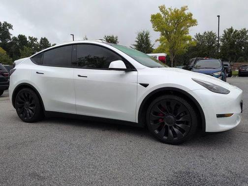 Pearl White Multi-Coat 2022 Tesla Model Y Performance Dual Motor All-Wheel Drive