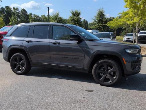 2024 Jeep Grand Cherokee Altitude