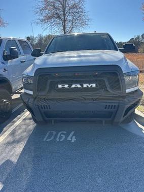 2017 RAM 2500 Tradesman Crew Cab 4x4 8' Box