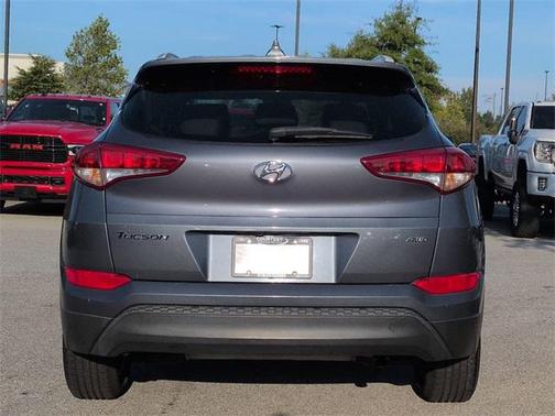 2018 Hyundai TUCSON SEL
