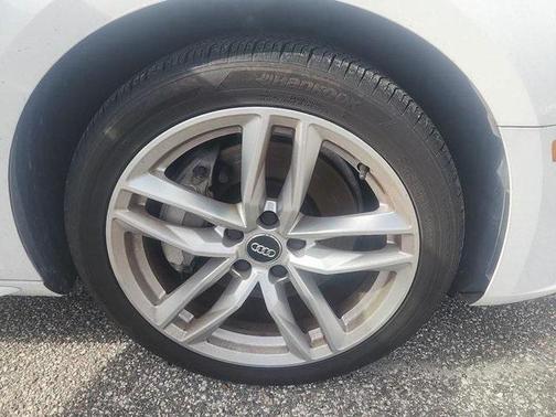 2017 Audi A4 Season of Audi Premium