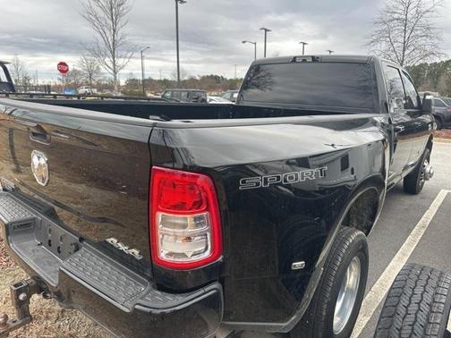 2024 RAM 3500 Big Horn Crew Cab 4x4 8' Box