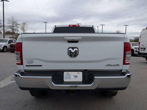 Bright White Clearcoat 2021 RAM 2500 Big Horn Crew Cab 4x4 6'4' Box