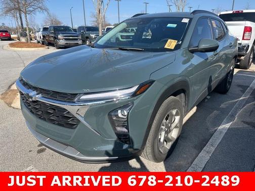 2025 Chevrolet Trax LT