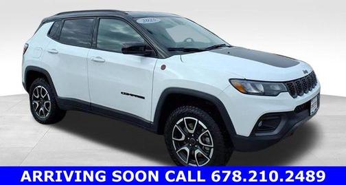Bright White Clearcoat 2025 Jeep Compass Trailhawk