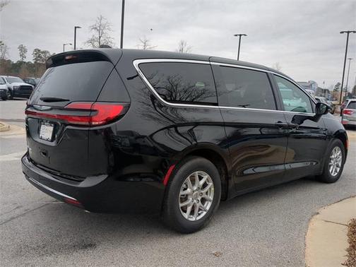 2025 Chrysler Pacifica L