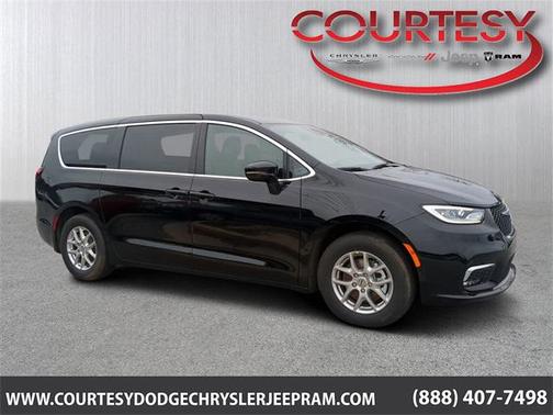 2025 Chrysler Pacifica L