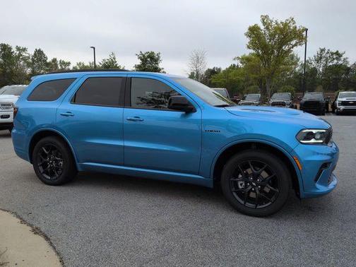B5 Blue 2026 Dodge Durango GT HEMI V8 AWD