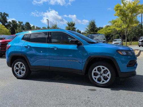 2025 Jeep Compass Latitude