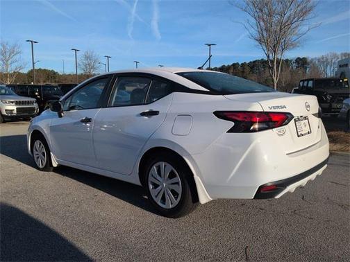 2025 Nissan Versa 1.6 S