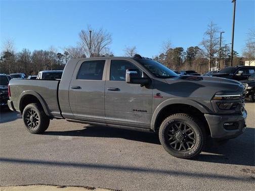 2026 RAM 3500 Limited Mega Cab 4x4 6'4' Box