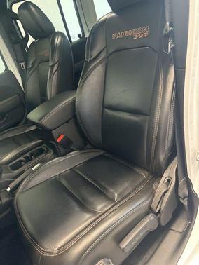 Bright White Clearcoat 2022 Jeep Wrangler Unlimited Rubicon 392