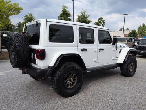 Bright White Clearcoat 2022 Jeep Wrangler Unlimited Rubicon 392