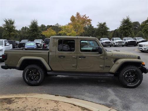 2025 Jeep Gladiator High Tide