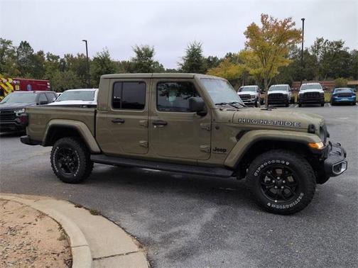 2025 Jeep Gladiator High Tide