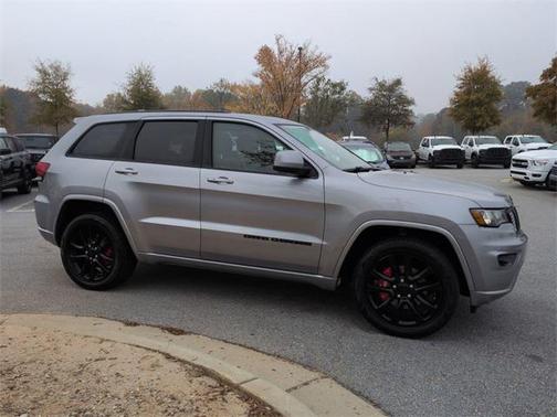 2017 Jeep Grand Cherokee Altitude