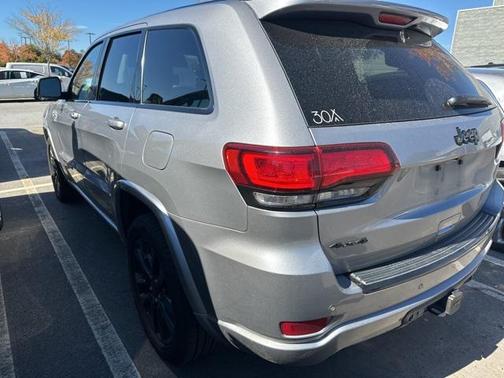 2017 Jeep Grand Cherokee Altitude
