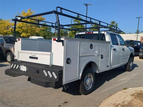 2024 RAM 2500 Tradesman Crew Cab 4x4 8' Box