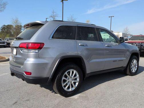 Billet Silver Metallic Clearcoat 2021 Jeep Grand Cherokee Laredo