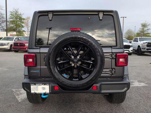 2022 Jeep Wrangler Unlimited 4xe Sahara