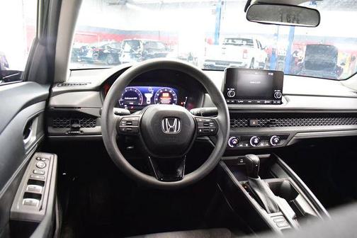 Crystal Black Pearl 2025 Honda Accord LX 1.5T