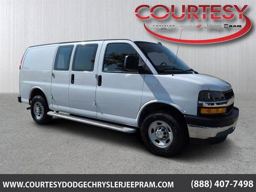 Summit White 2023 Chevrolet Express 2500 Work Van