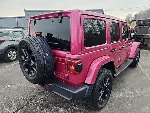 2022 Jeep Wrangler Unlimited 4xe Sahara