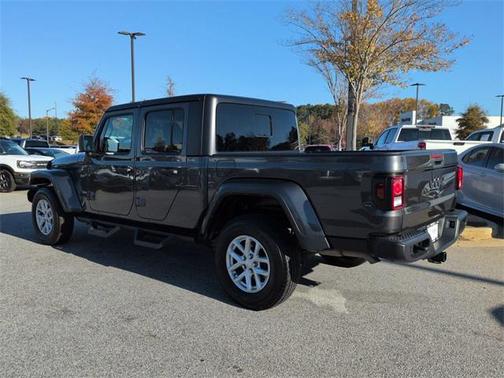 2023 Jeep Gladiator Sport S